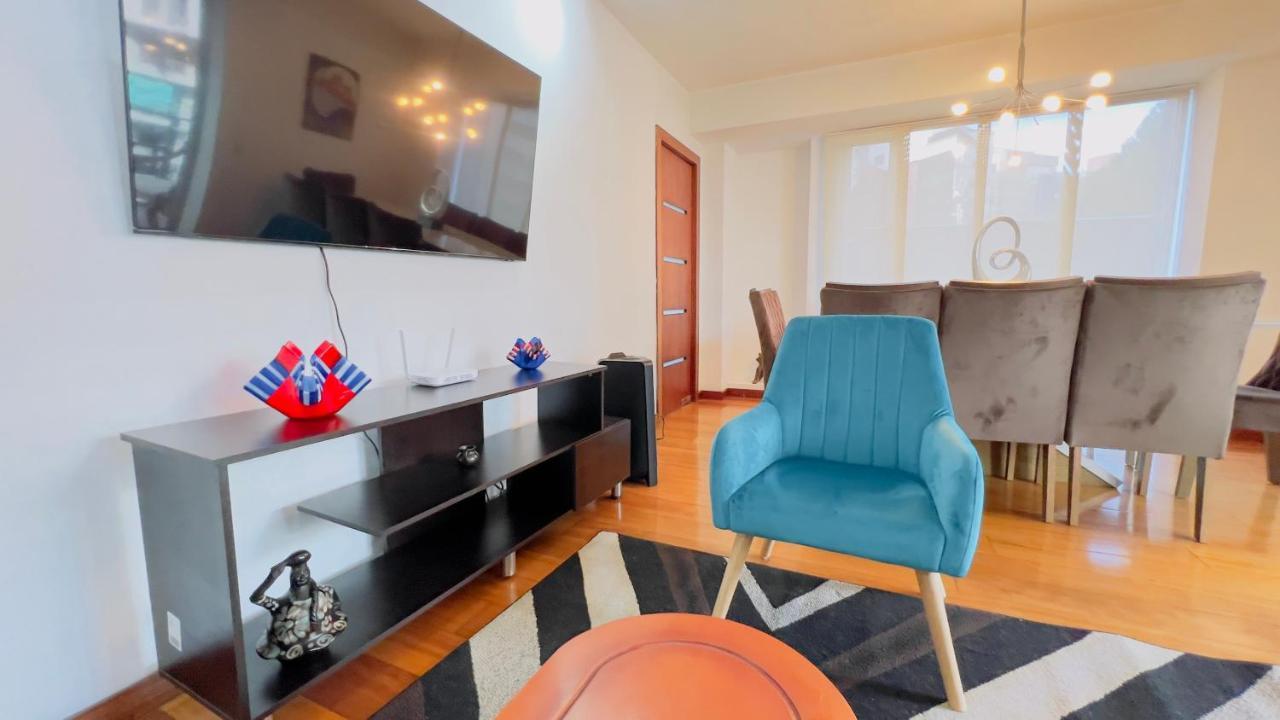 Departamento De Lujo 3 Dormitorios, 5 Camas, 1 Sofa Cama, 11 Personas, Con Terraza Abierta, Wiffi Y Parking Free Appartement *