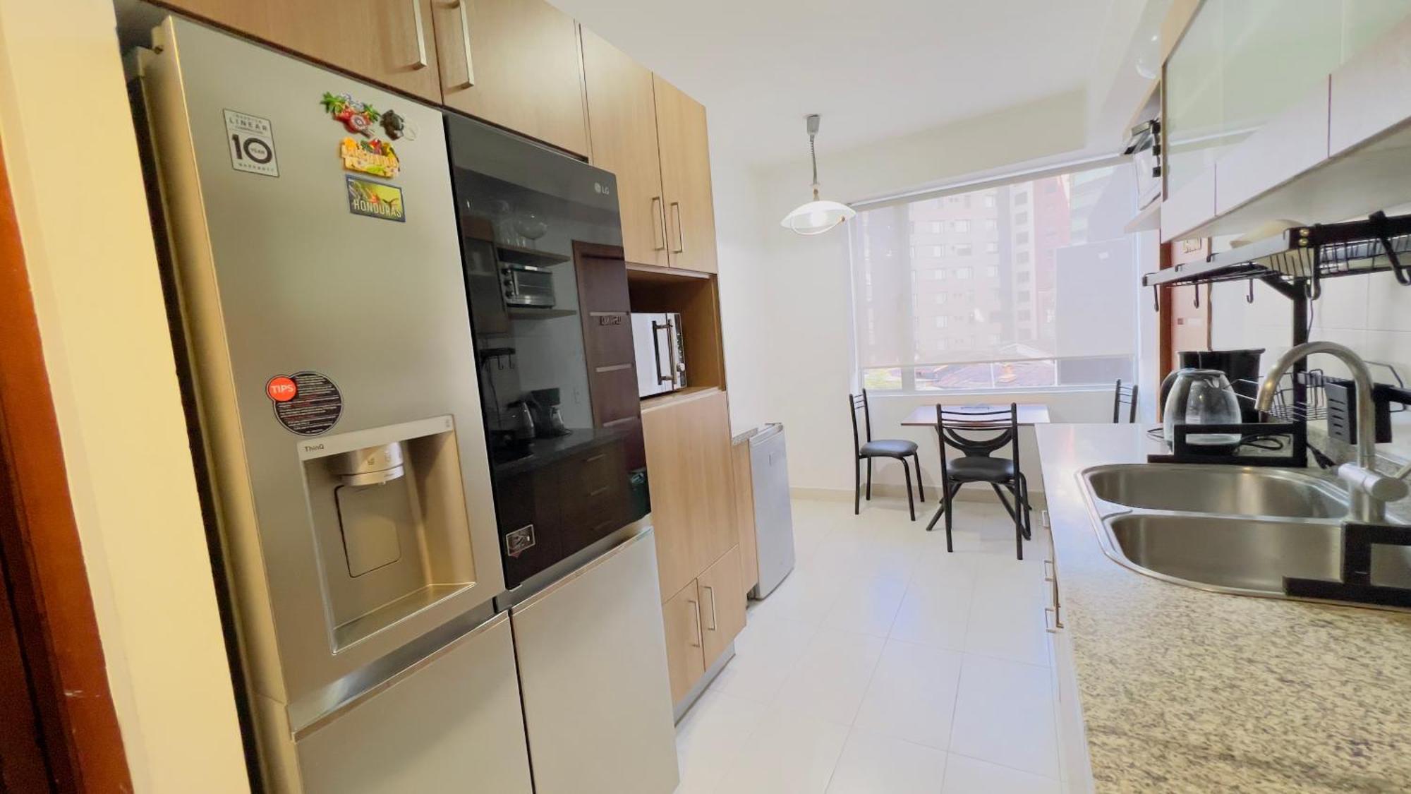 Departamento De Lujo 3 Dormitorios, 5 Camas, 1 Sofa Cama, 11 Personas, Con Terraza Abierta, Wiffi Y Parking Free Appartement