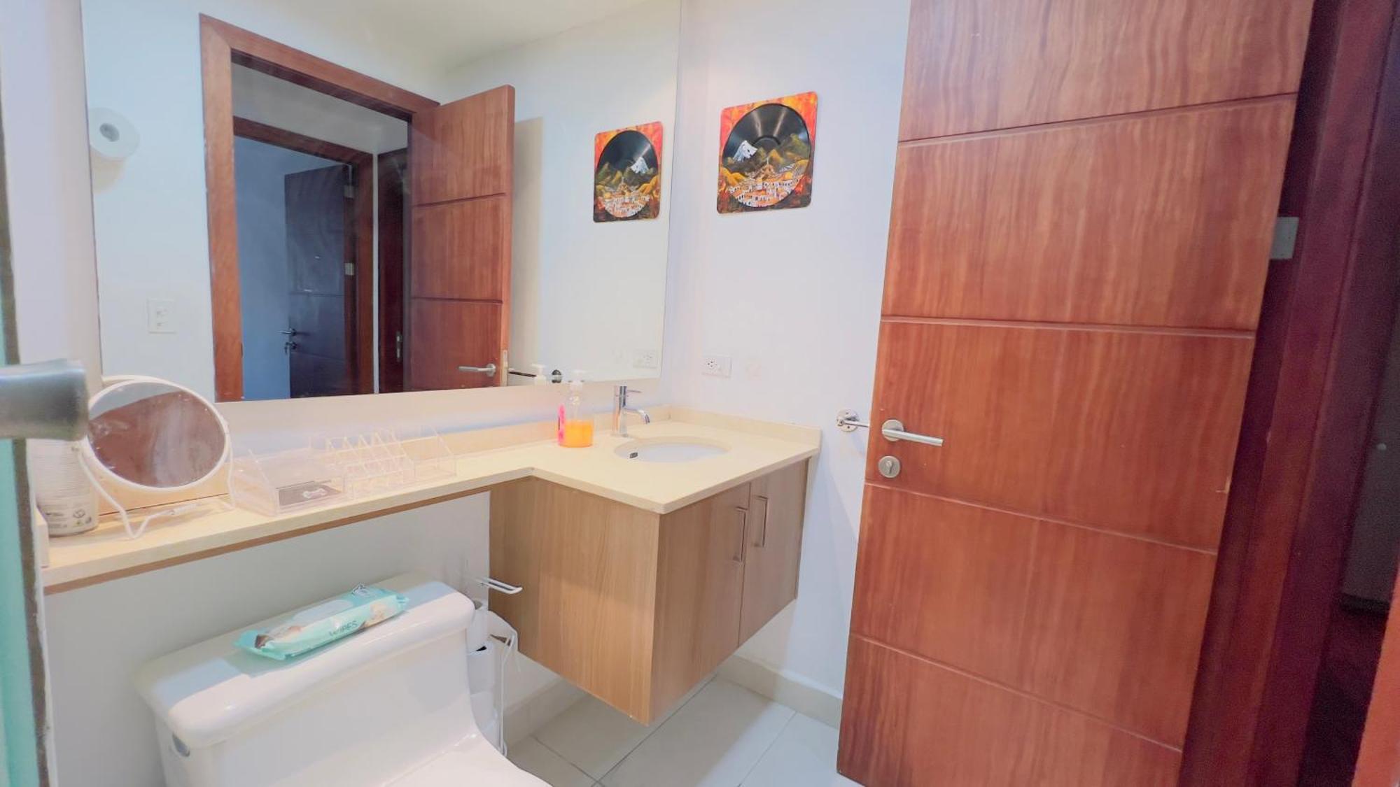 Departamento De Lujo 3 Dormitorios, 5 Camas, 1 Sofa Cama, 11 Personas, Con Terraza Abierta, Wiffi Y Parking Free Appartement *